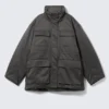 Chaqueta utilitaria acolchada oversize – Gris oscuro