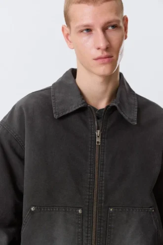 Chaqueta utilitaria de corte holgado y lavado – Negro lavado