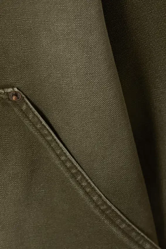 Chaqueta utilitaria lavada de corte holgado – Verde caqui lavado Chaqueta utilitaria lavada de corte holgado – Verde caqui lavado