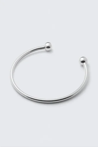 Collar abierto esculpido y pulido – Plata Collar abierto esculpido y pulido – Plata
