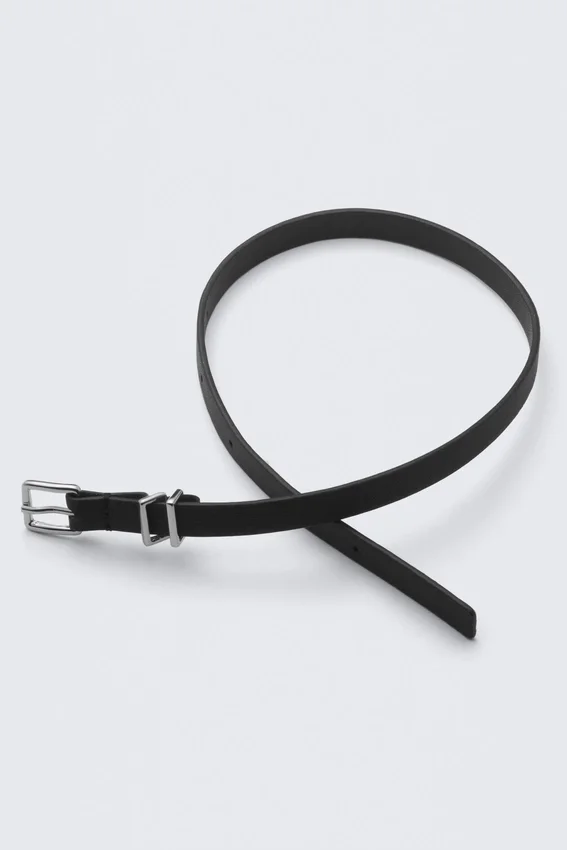 Collar con hebilla de imitación de cuero – Negro Collar con hebilla de imitación de cuero – Negro