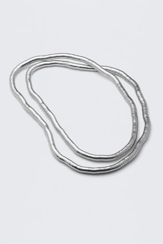 Collar de acero flexible – Plata Collar de acero flexible – Plata