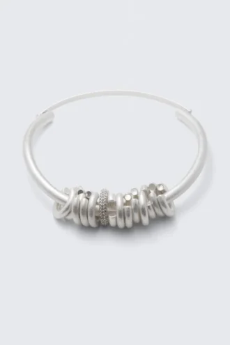 Collar de anillos múltiples chapado en plata – Plata