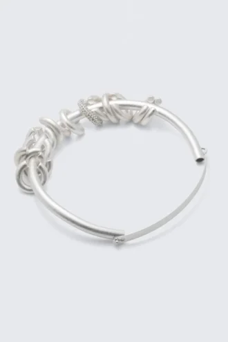 Collar de anillos múltiples chapado en plata – Plata