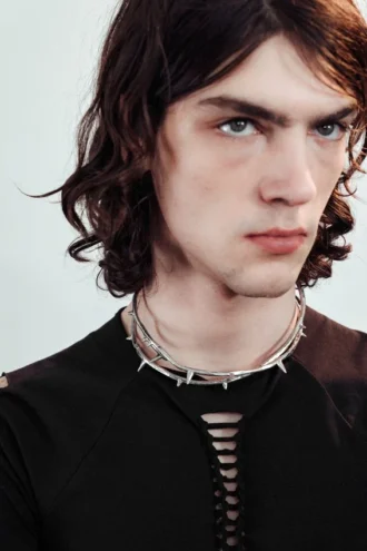Collar gargantilla Thorn – Gris claro empolvado Collar gargantilla Thorn – Gris claro empolvado