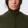 Cárdigan ajustado de punto suave con cremallera – Verde musgo oscuro Cárdigan ajustado de punto suave con cremallera – Verde musgo oscuro