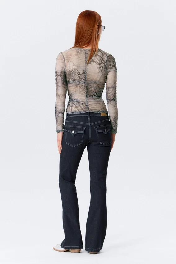 Cárdigan de malla ajustado con fruncidos y manga larga – Beige/Gris – Estampado de piel de serpiente Cárdigan de malla ajustado con fruncidos y manga larga – Beige/Gris – Estampado de piel de serpiente