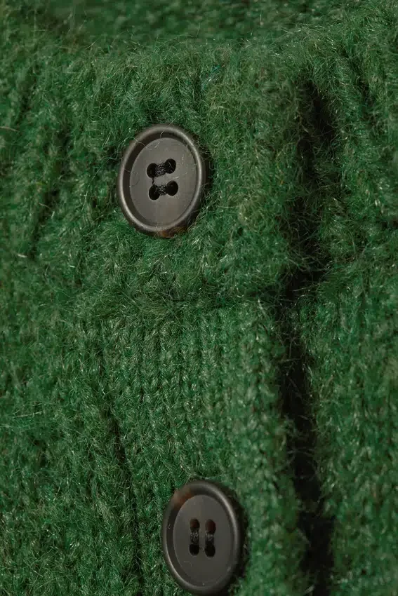 Cárdigan de mezcla de lana de corte entallado y suave – Verde oscuro Cárdigan de mezcla de lana de corte entallado y suave – Verde oscuro