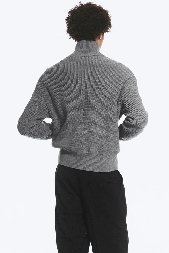 Cárdigan de punto con cuello alto y cremallera, de corte holgado – Gris claro empolvado Cárdigan de punto con cuello alto y cremallera, de corte holgado – Gris claro empolvado