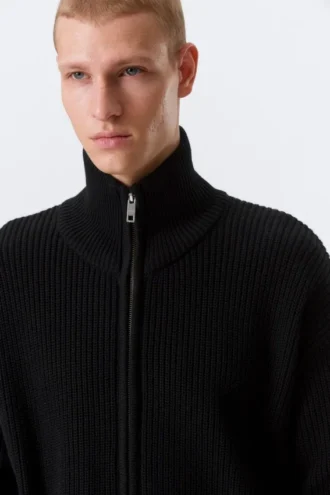 Cárdigan de punto con cuello alto y cremallera de corte holgado – Negro