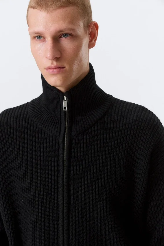 Cárdigan de punto con cuello alto y cremallera de corte holgado – Negro Cárdigan de punto con cuello alto y cremallera de corte holgado – Negro