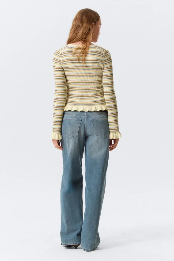 Cárdigan de punto con cuello en V – Rayas amarillo claro Cárdigan de punto con cuello en V – Rayas amarillo claro