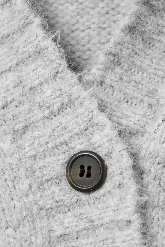 Cárdigan de punto de corte holgado con cuello en V – Gris jaspeado Cárdigan de punto de corte holgado con cuello en V – Gris jaspeado