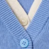 Cárdigan de punto de doble capa con cuello en V – Azul/Blanco roto Cárdigan de punto de doble capa con cuello en V – Azul/Blanco roto