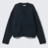 Cárdigan de punto holgado con cuello en V – Azul oscuro Cárdigan de punto holgado con cuello en V – Azul oscuro