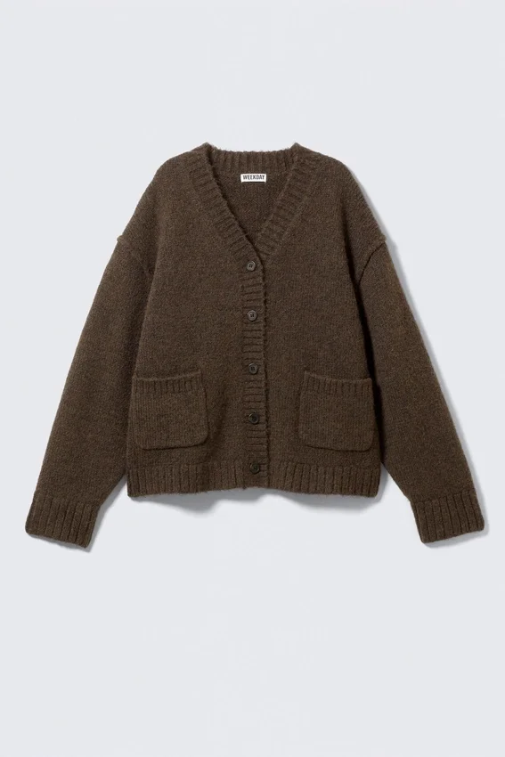 Cárdigan de punto holgado con cuello en V – Marrón oscuro jaspeado Cárdigan de punto holgado con cuello en V – Marrón oscuro jaspeado