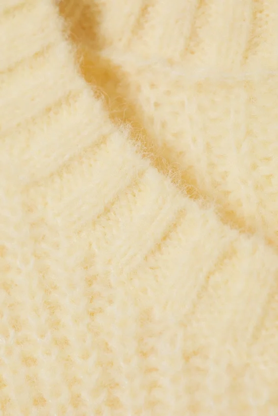 Cárdigan de punto suave – Amarillo claro Cárdigan de punto suave – Amarillo claro
