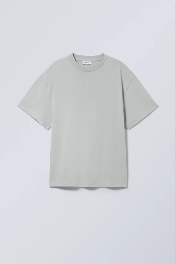 Estupenda camiseta de peso grueso – Gris claro empolvado Estupenda camiseta de peso grueso – Gris claro empolvado