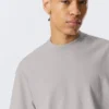 Estupenda camiseta de peso grueso – Gris claro empolvado Estupenda camiseta de peso grueso – Gris claro empolvado