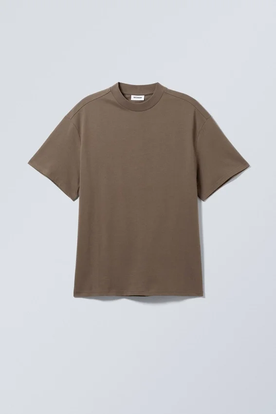 Estupenda camiseta de peso grueso – Marrón oscuro Estupenda camiseta de peso grueso – Marrón oscuro