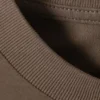 Estupenda camiseta de peso grueso – Marrón oscuro Estupenda camiseta de peso grueso – Marrón oscuro