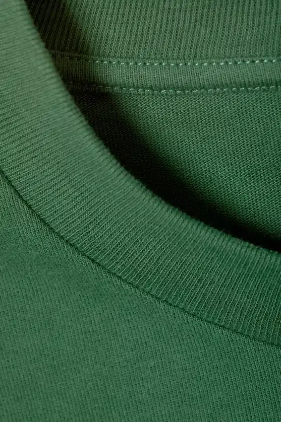 Estupenda camiseta de peso grueso – Verde oscuro Estupenda camiseta de peso grueso – Verde oscuro