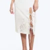 Falda de algodón bordada hasta la rodilla – Blanca Falda de algodón bordada hasta la rodilla – Blanca