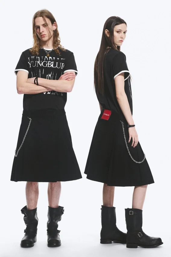 Falda de denim de talle medio Yungblud – Negro Falda de denim de talle medio Yungblud – Negro