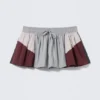 Falda de nailon de corte en A con bloques de color – Gris/Rosa/Rojo Falda de nailon de corte en A con bloques de color – Gris/Rosa/Rojo