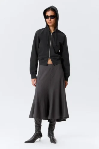 Falda midi ajustada con volumen – Rayas gris oscuro