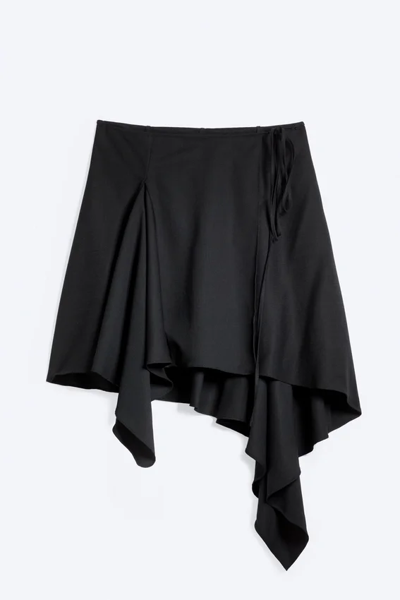 Falda midi cruzada asimétrica de talle medio – Negro Falda midi cruzada asimétrica de talle medio – Negro