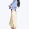 Falda midi de encaje satinado – Beige claro empolvado