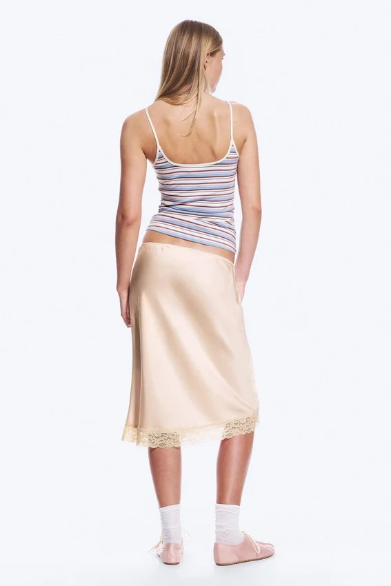 Falda midi de encaje satinado – Rosa empolvado Falda midi de encaje satinado – Rosa empolvado