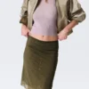 Falda midi de malla con pedrería de Yulia B – Verde caqui – Pedrería Falda midi de malla con pedrería de Yulia B – Verde caqui – Pedrería