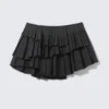 Falda plisada en capas – Rayas negras Falda plisada en capas – Rayas negras