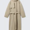 Gabardina de corte holgado con cuello de embudo – Beige Gabardina de corte holgado con cuello de embudo – Beige