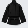 Gabardina técnica con capas – Negro Gabardina técnica con capas – Negro