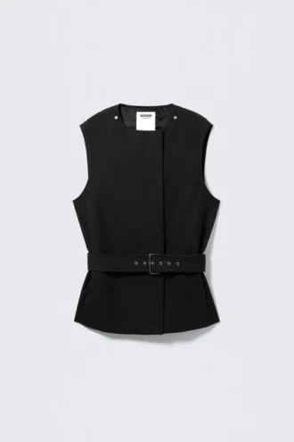 Gabardina técnica con capas – Negro