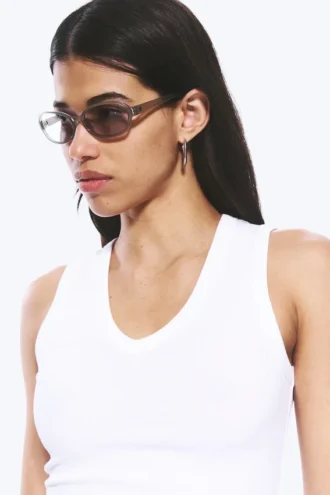 Gafas de sol con montura ovalada fina – Greige – Lentes grises