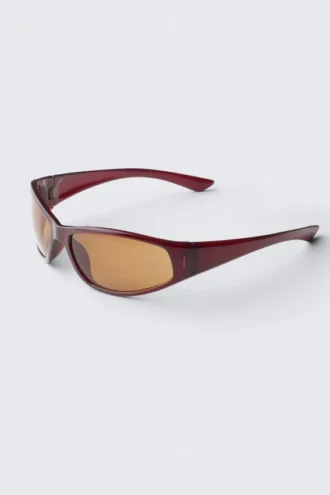 Gafas de sol envolventes – Rojo transparente – Lentes marrones