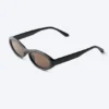 Gafas de sol ovaladas – Negras – Lentes marrones Gafas de sol ovaladas – Negras – Lentes marrones