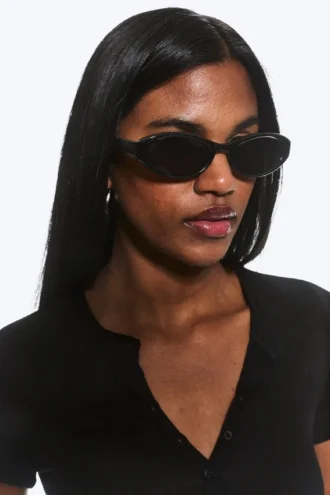 Gafas de sol ovaladas – Negro – Lentes negras