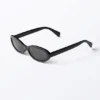 Gafas de sol ovaladas y finas con cristales tintados – Negro – Cristales negros Gafas de sol ovaladas y finas con cristales tintados – Negro – Cristales negros