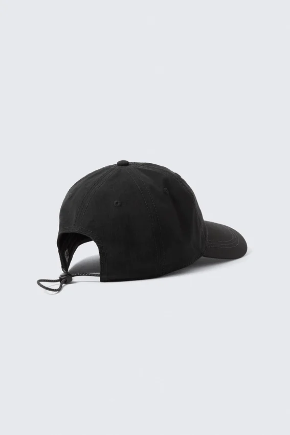 Gorra de béisbol – Negro Gorra de béisbol – Negro