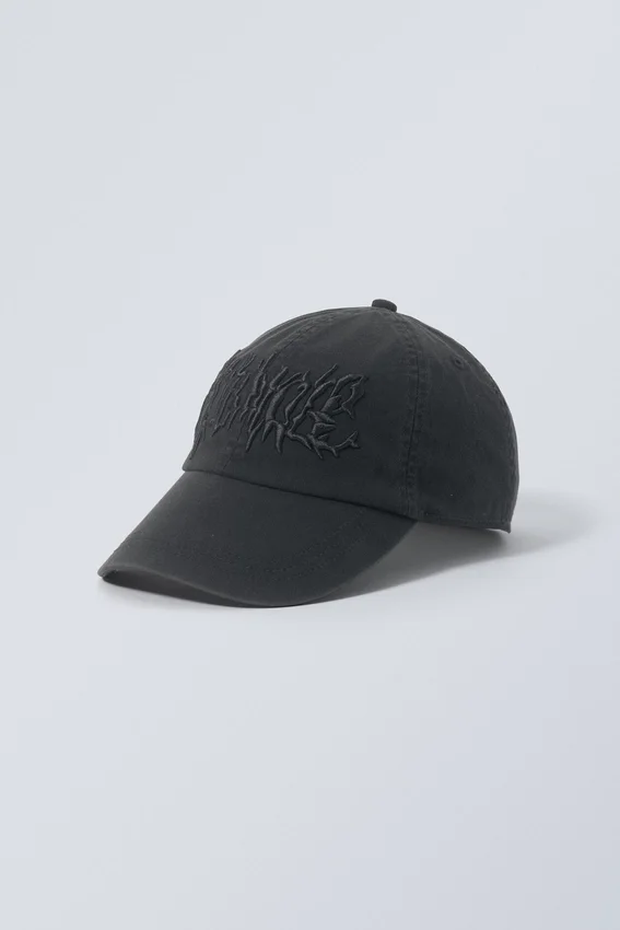 Gorra Essential Embroidery – Gris oscuro Gorra Essential Embroidery – Gris oscuro