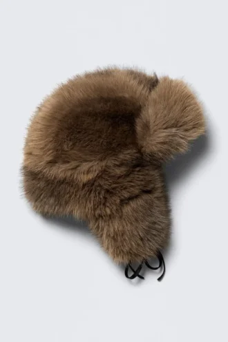 Gorro de cazador de piel sintética – Marrón