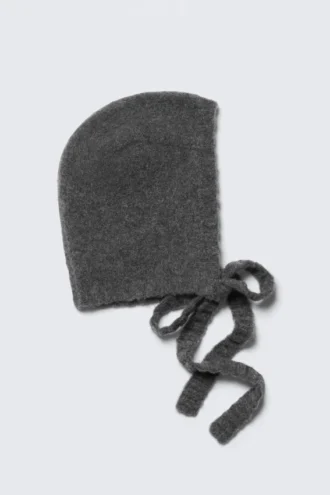 Gorro de punto con lazos – Gris oscuro jaspeado