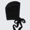 Gorro de punto con lazos – Negro Gorro de punto con lazos – Negro