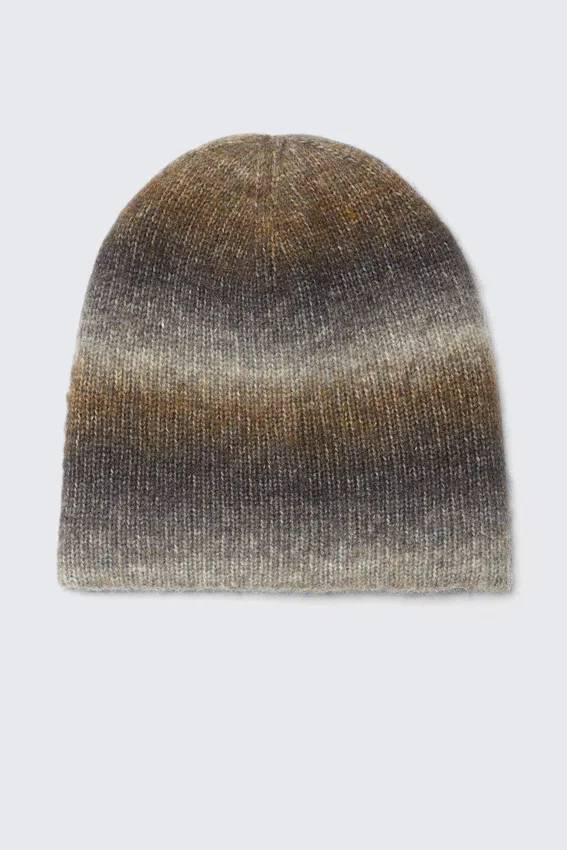 Gorro de rayas degradadas – Beige empolvado Gorro de rayas degradadas – Beige empolvado