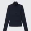 Jersey de cuello alto ajustado a rayas – Azul oscuro a rayas Jersey de cuello alto ajustado a rayas – Azul oscuro a rayas